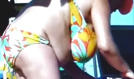 Piękna japońska dziewczyna wali konia jej jedną zdradzanie xxx zwartą kobietę
