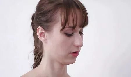 Piękna dziewczyna i niestrudzone xxx sex mamuski wysiłki miłości, że trudno tyłek