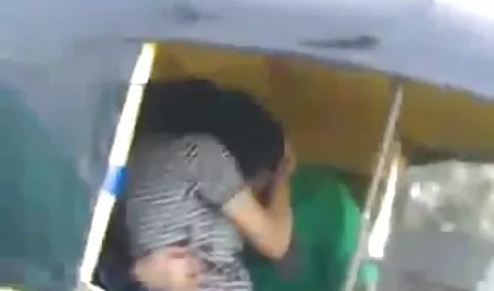 Lubi duże piersi duże cycki złapany na ukrytą kamerę xxx seks18