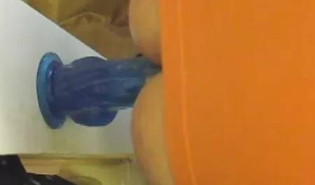 Atrakcyjne młode duża dupa w różowej przypadkowy sex xxx sukience