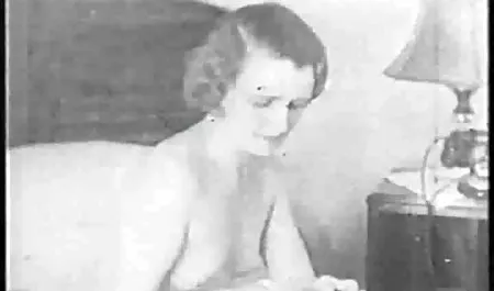 Po raz pierwszy napalona xxx dojrzałe mama duże cycki Stylowa łazienka