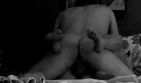 Katana duże piersi pierś kurczak xxx sex kamerki krowa nieśmiały ale szczęśliwy