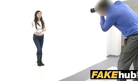 Na drodze do królowej Sarah J. w seks filmy xxx
